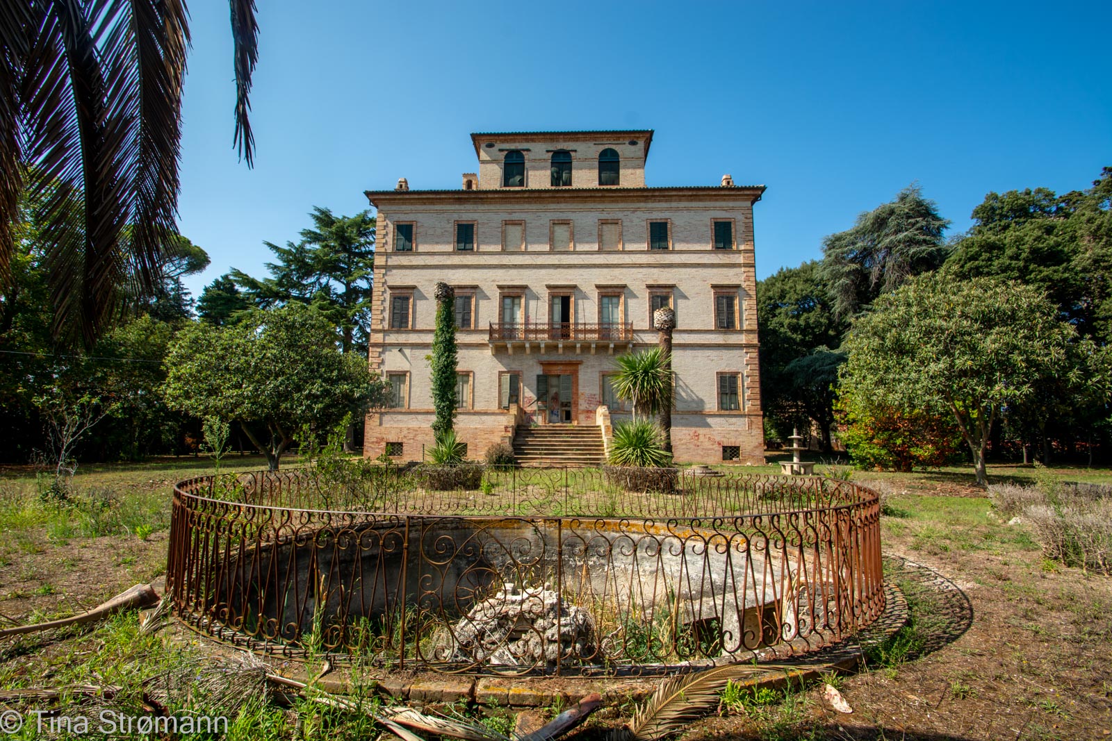 Villa Bjørn, Italien